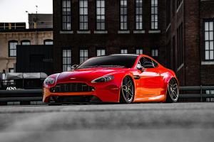 Aston Martin V8 Vantage on ADV.1 Wheels (ADV005 FLOWSPEC) 2020 года 